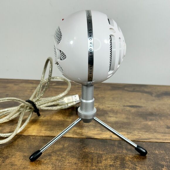 LOGITECH WHITE BLUE SNOWBALL ICE PLUG AND PLAY USB MICROPHONE - Picture 10 of 13